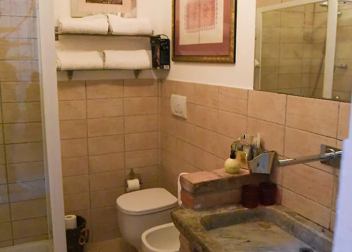 Guest house Cesare Magli & Figli Residenza D'Epoca Luxury Rooms 4*