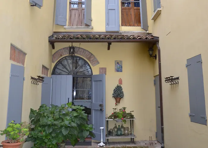 Guest house Cesare Magli & Figli Residenza D'Epoca Luxury Rooms 4*